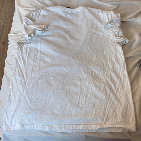 Hot Topic White Rolling Stones Tee - Picture 2 of 2